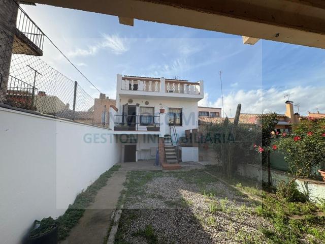Casa En venta en La Bisbal D'Empordà photo 0
