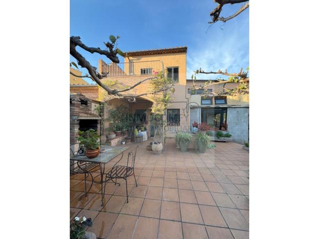 Casa En venta en Forallac photo 0