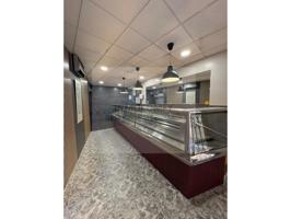 Local En alquiler en La Bisbal D'Empordà photo 0