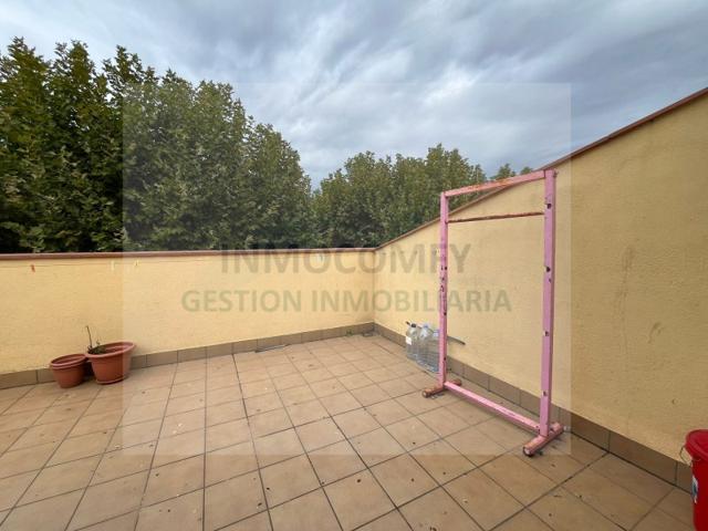 Piso En venta en La Bisbal D'Empordà photo 0