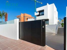 Villa En venta en Rojales photo 0