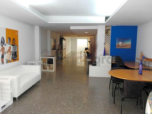 Local en Carrer de Saragossa 46 photo 0