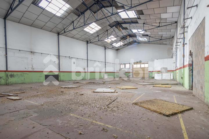 Nave Industrial en venta en El Prat de Llobregat de 470 m2 photo 0