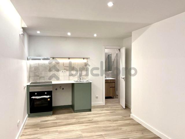 Estudio en Carrer de Sors - Barcelona photo 0