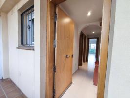 Piso en venta en Sils photo 0