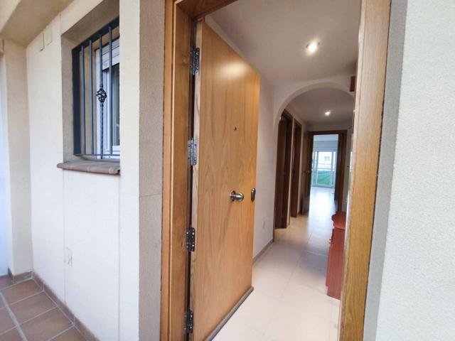 Piso en venta en Sils photo 0