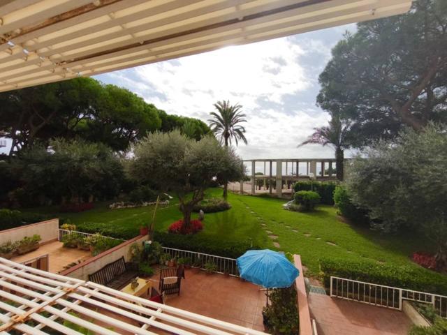 Exclusivo dúplex a solo 50 metros del mar photo 0