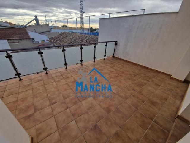 INMOBILIARIA LA MANCHA VENDE ADOSADO DE LUJO EN LA GINETA photo 0