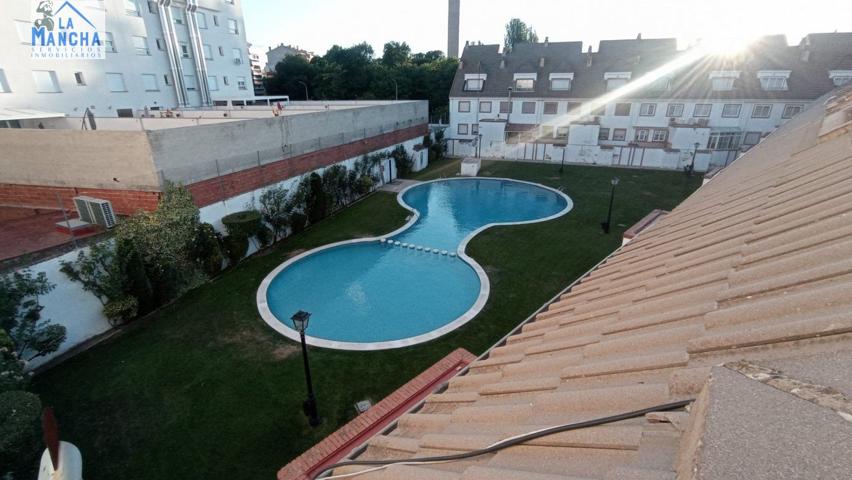 INMOBILIARIA LA MANCHA VENDE ADOSADO EN ZONA FIESTA DEL ARBOL photo 0