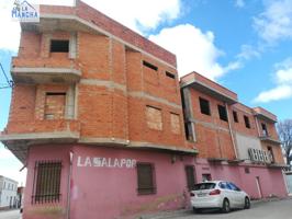 INMOBILIARIA LA MANCHA VENDE EDIFICIO EN FUENTEALAMO photo 0