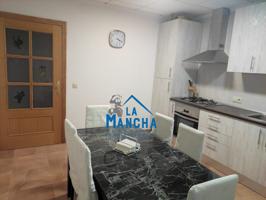 INMOBILIARIA LA MACHA VENDE PISO EN VALDEGANGA. photo 0