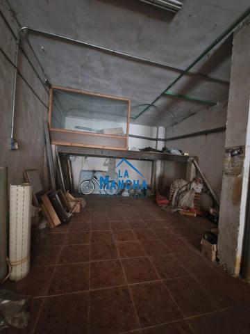 INMOBILIARIA LA MANCHA VENDE LOCAL BARRIO EL PILAR photo 0