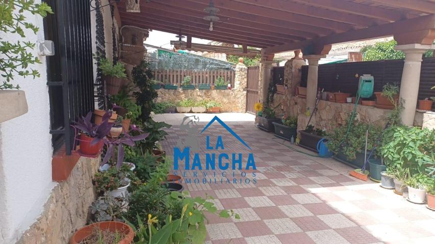 INMOBILIARIA LA MANCHA VENDE CHALET EN ZONA FATIMA-CIRCUNVALACION photo 0