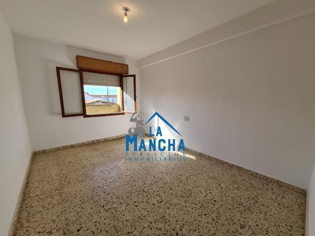 INMOBILIARIA LA MANCHA VENDE CASA EN EL SALOBRAL photo 0