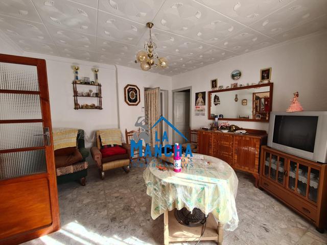 INMOBILIARIA LA MANCHA VENDE CASA DE DOS PLANTAS EN EL SALOBRAL photo 0