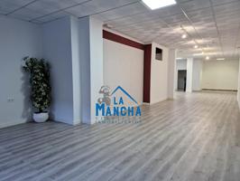 INMOBILIARIA LA MANCHA VENDE LOCAL COMERCIAL EN ZONA FERIA photo 0