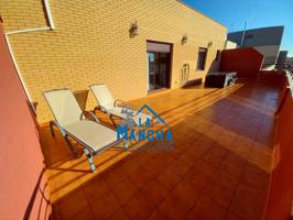 INMOBILIARIA LA MANCHA VENDE ÁTICO EN ZONA FIESTA DEL ÁRBOL photo 0