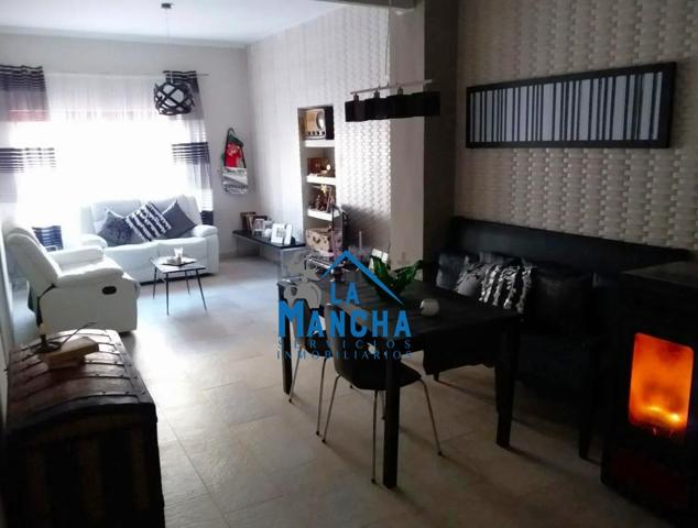 INMOBILIARIA LA MANCHA VENDE CASA CENTRICA EN MADRIGUERAS photo 0