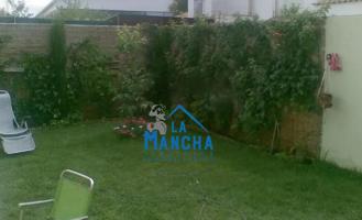 INMOBILIARIA LA MANCHA VENDE ADOSADO EN LAS CASAS DE JUAN NUÑEZ photo 0