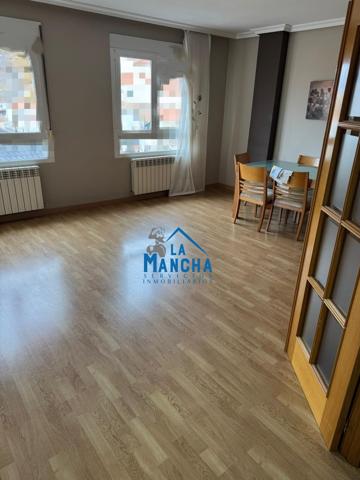 INMOBILIARIA LA MANCHA VENDE PISO ZONA CIRCUNVALACIÓN-CARREFOUR photo 0