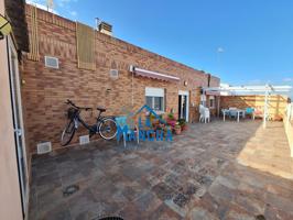 INMOBILIARIA LA MANCHA ALQUILA ATICO CON GARAJE BARRIO EL PILAR photo 0