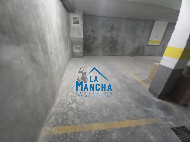 REF:Y100. INMOBILIARIA LA MANCHA VENDE COCHERA Y TRASTERO. photo 0