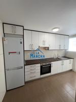 INMOBILIARIA LA MANCHA VENDE APARTAMENTO CON GARAJE Y TRASTERO EN CHINCHILLA DE MONTEARAGON photo 0