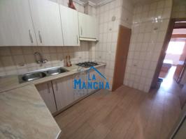 120.000€ OPORTUNIDAD DE PISO EN VENTA CON ASCENSOR EN ALBACETE photo 0