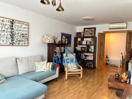 INMOBILIARIA LA MANCHA VENDE PISO PARA ENTRAR A VIVIR EN ZONA FERIA DE ALBACETE-BARRIO SAN PABLO photo 0