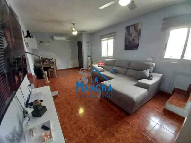 INMOBILIARIA LA MANCHA VENDE CASA INDEPENDIENTE TOTALMENTE REFORMADA EN TINAJEROS (ALBACETE). photo 0