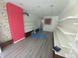 INMOBILIARIA LA MANCHA ALQUILA LOCAL COMERCIAL EN PLENO CENTRO DE ALBACETE. photo 0