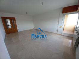 INMOBILIARIA LA MANCHA VENDE PISO EN POZOCAÑADA ( ALBACETE ) DE 3 HABITACIONES CON GARAJE Y TRASTERO. photo 0