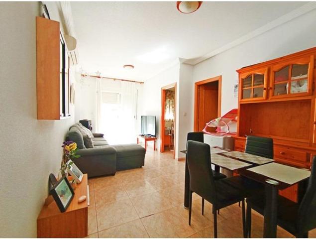 GRAN APARTAMENTO EN TORREVIEJA, 2 HAB, 1 BAÑO photo 0