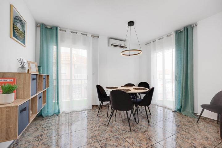 GRAN APARTAMENTO EN TORREVIEJA, 3 HAB, 2 BAÑOS photo 0