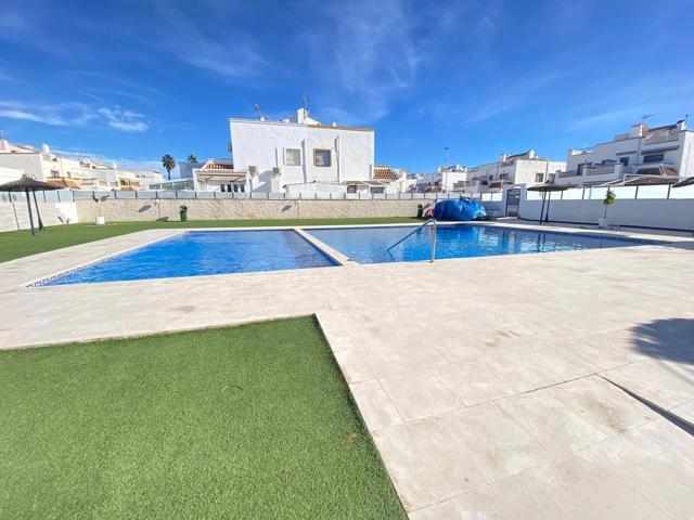 GRAN CASA TIPO DÚPLEX EN TORREVIEJA, 3 HAB, 2 BAÑOS photo 0