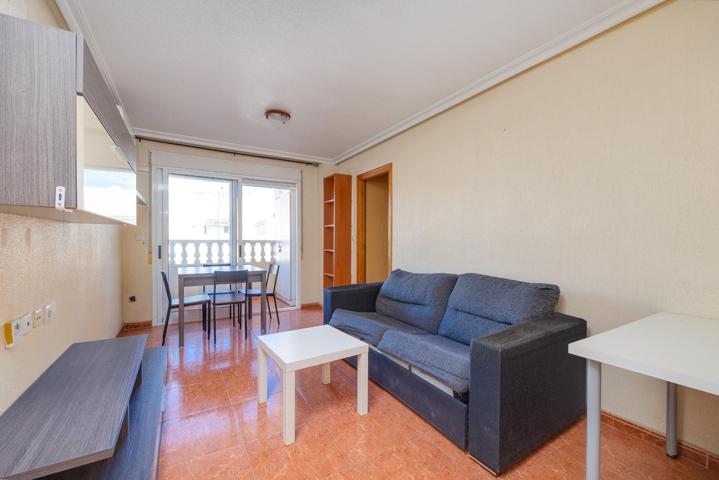 GRAN APARTAMENTO EN TORREVIEJA, 2 HAB, 1 BAÑO photo 0