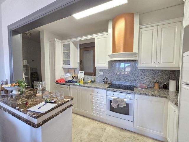 GRAN APARTAMENTO EN ORIHUELA, 2 HAB, 2 BAÑOS photo 0