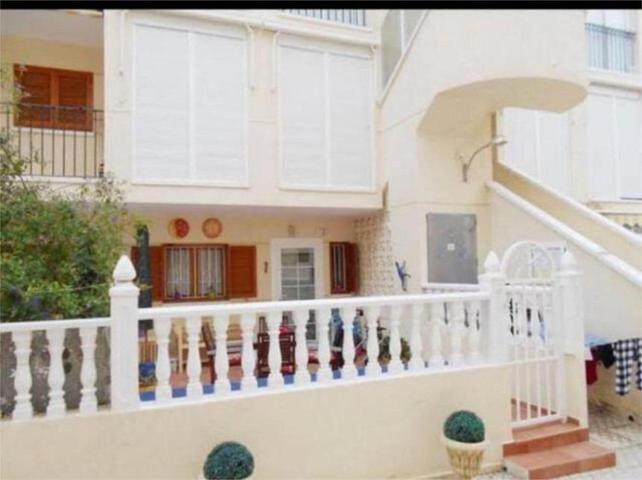 APARTAMENTO EN LA ZENIA PLAYA : 2 hab, 1 baño, terraza muy amplia. photo 0