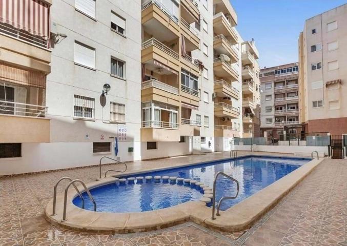 GRAN APARTAMENTO EN TORREVIEJA, 1 HAB, 1 BAÑO photo 0