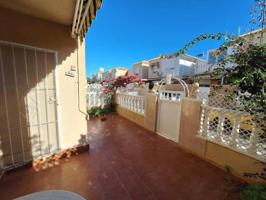 GRAN BUNGALOW EN TORREVIEJA, 2 HAB, 1 BAÑO photo 0