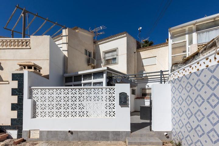 GRAN BUNGALOW BAJO EN TORREVIEJA, 2HAB, 1 BAÑO photo 0
