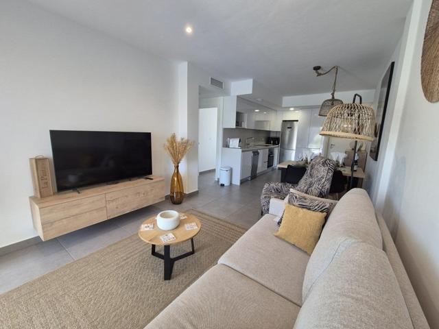 GRAN APARTAMENTO EN ORIHUELA COSTA, 2 HAB, 2 BAÑOS photo 0