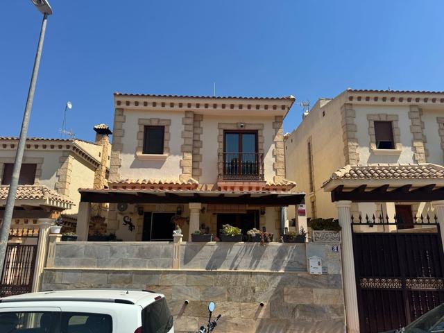 GRAN CASA EN BIGASTRO, 4 HAB, 3 BAÑOS photo 0