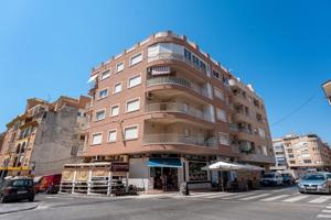 GRAN APARTAMENTO EN TORREVIEJA,2 HAB, 1 BAÑO photo 0