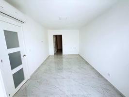 GRAN APARTAMENTO REFORMADO EN TORREVIEJA, 2 HAB, 1 BAÑO photo 0
