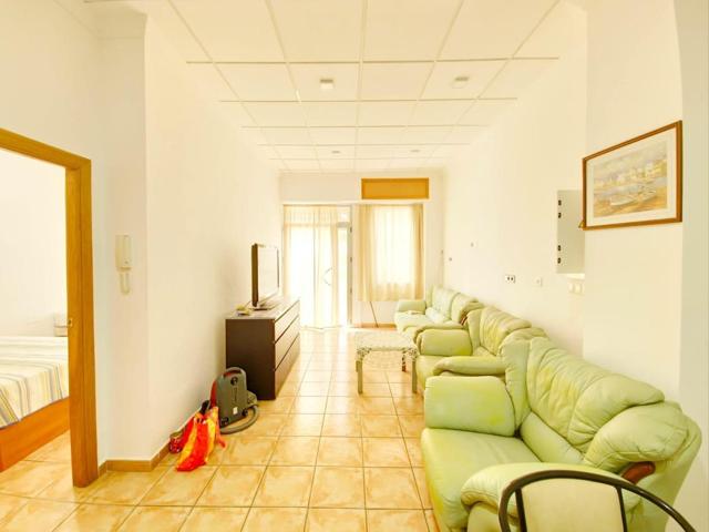 GRAN APARTAMENTO EN TORREVIEJA, 1 HAB, 1 BAÑO photo 0
