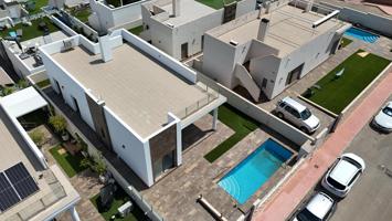 GRAN VILLA EN VILLAMARTIN, 3 HAB, 2 BAÑOS photo 0