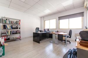 OFICINA Diáfana, CENTRICA metro GUZMÁN EL BUENO, 278m2, Muy Luminosa 3.150€-m2 photo 0