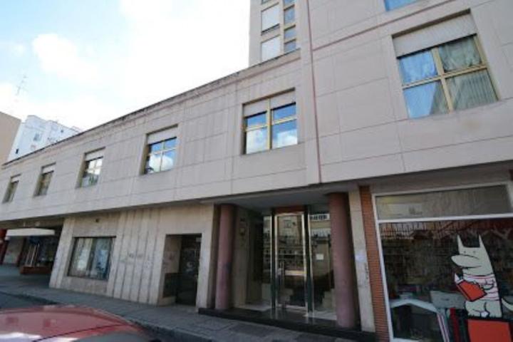 Parking En alquiler en Paseo Zorrilla, Valladolid photo 0