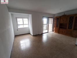 SE VENDE PISO EN CALLE LAS MERCEDES photo 0